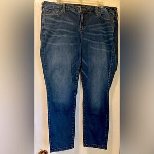 Stitch's Jeans Women Plus Size 18 Denim Ankle Length Cropped (39x26.5)